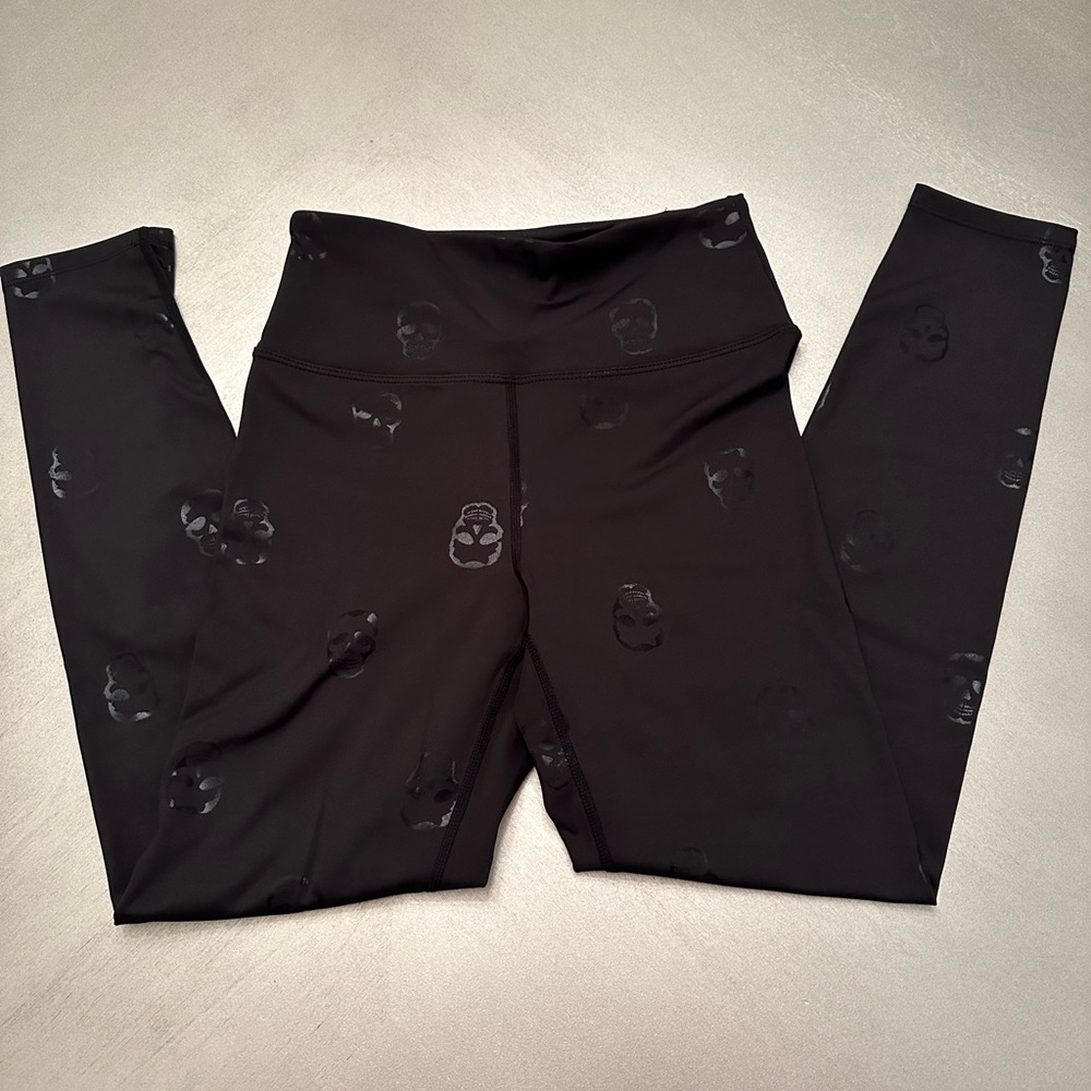 Nanette Lepore skull leggings
